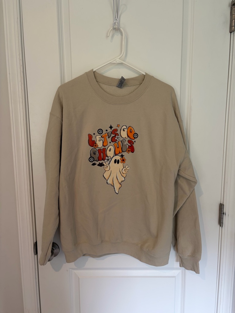Gildan Tan Crewneck Sweatshirt with Halloween Ghost Graphic